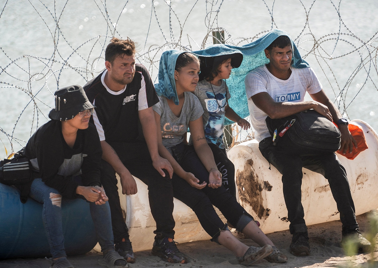 MIGRANTS TEXAS BORDER CROSSING