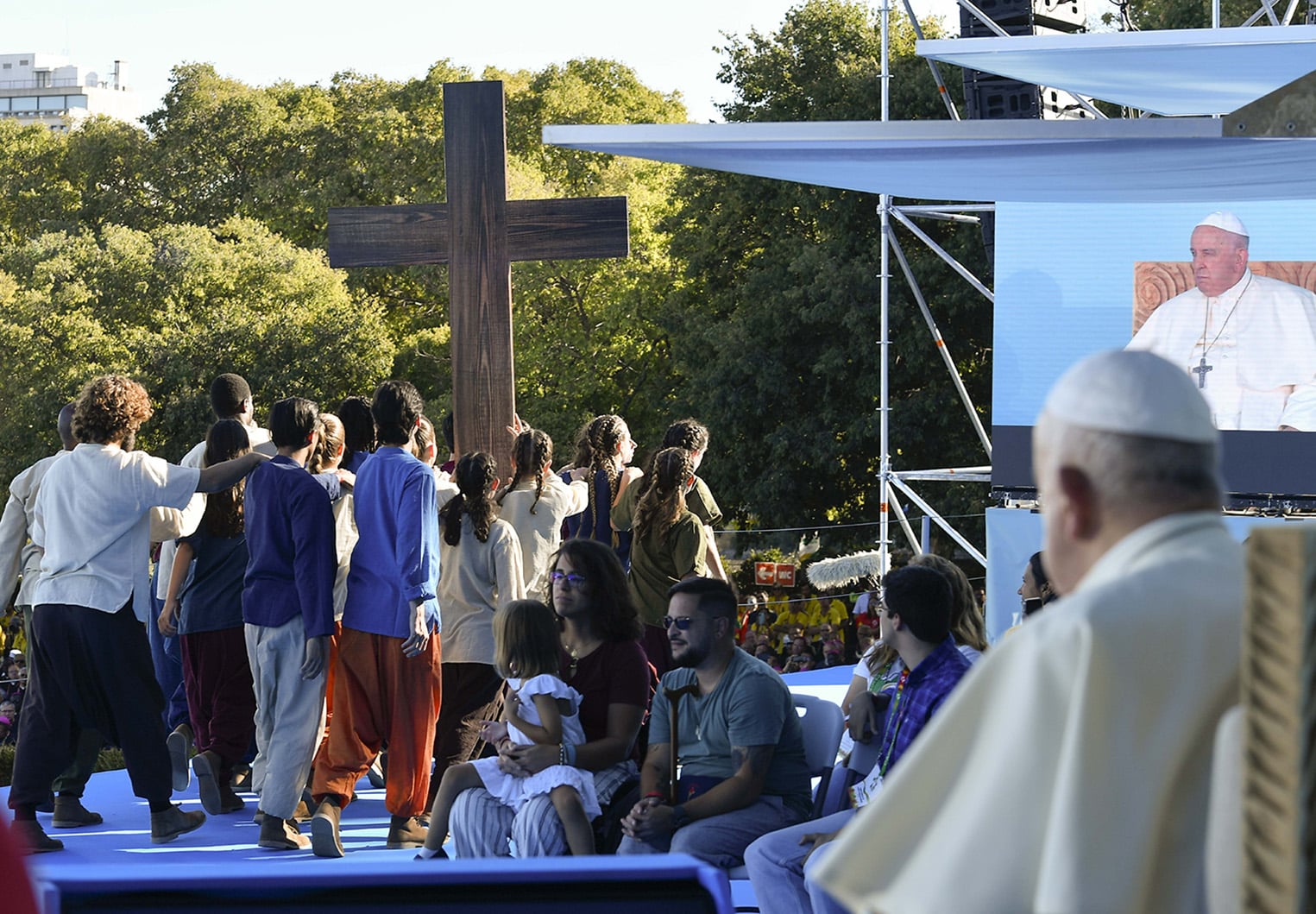 POPE WYD STATIONS OF THE CROSS