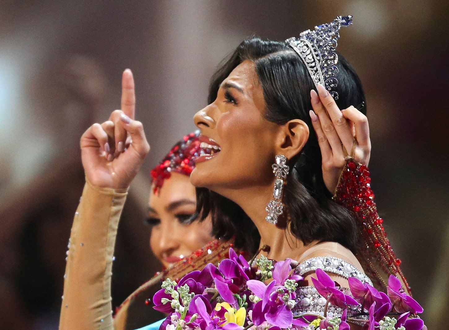 Miss Universe wins the hearts of fellow Nicaraguan countrymen