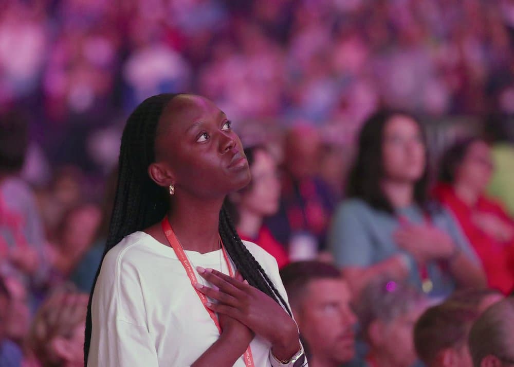 Congress Holds Special Night Of Eucharistic Adoration For Healing Hearts