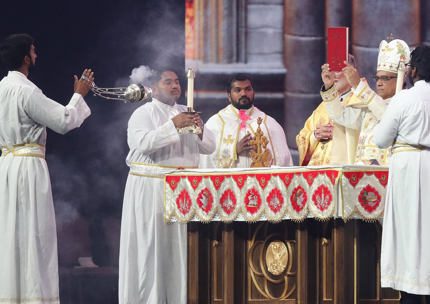 NATIONAL EUCHARISTIC CONGRESS INDIANAPOLIS