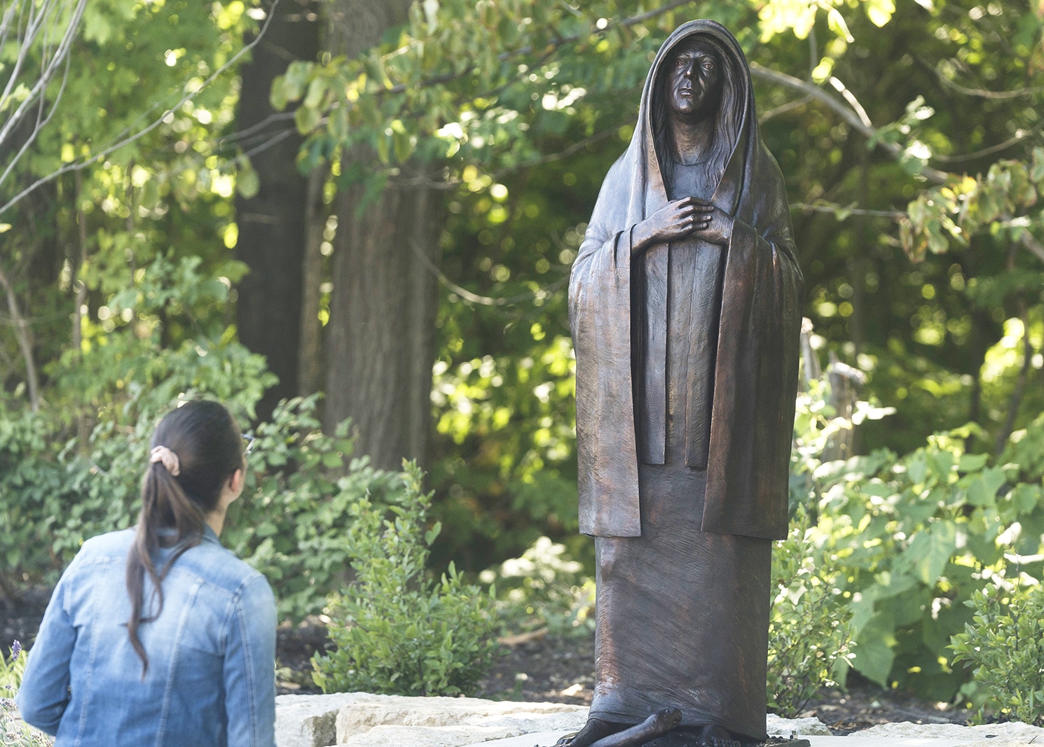 HOLY CROSS COLLEGE SHRINE INDIANA