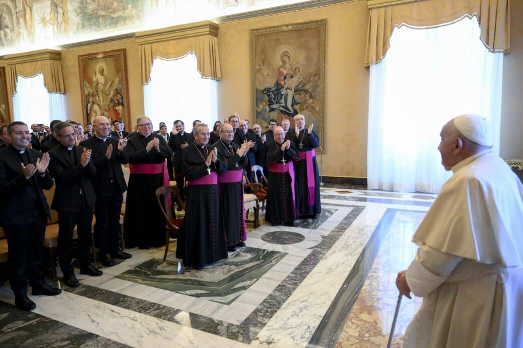 POPE TOLEDO SPAIN SEMINARIANS